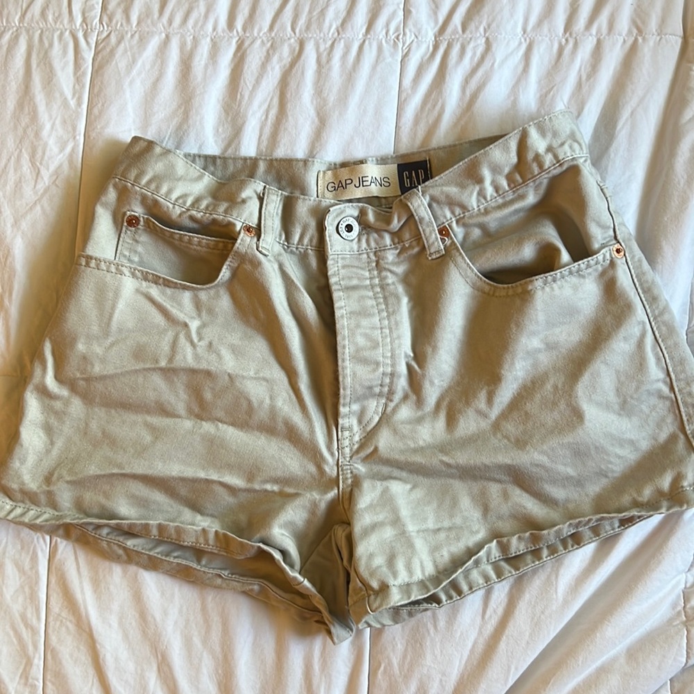 High Waisted Khaki Shorts